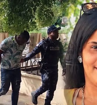 Arcadio Montero D’Oleo escoltado por agentes policiales y fotografía de Mayra Alejandra Lara, caso judicial en Azua